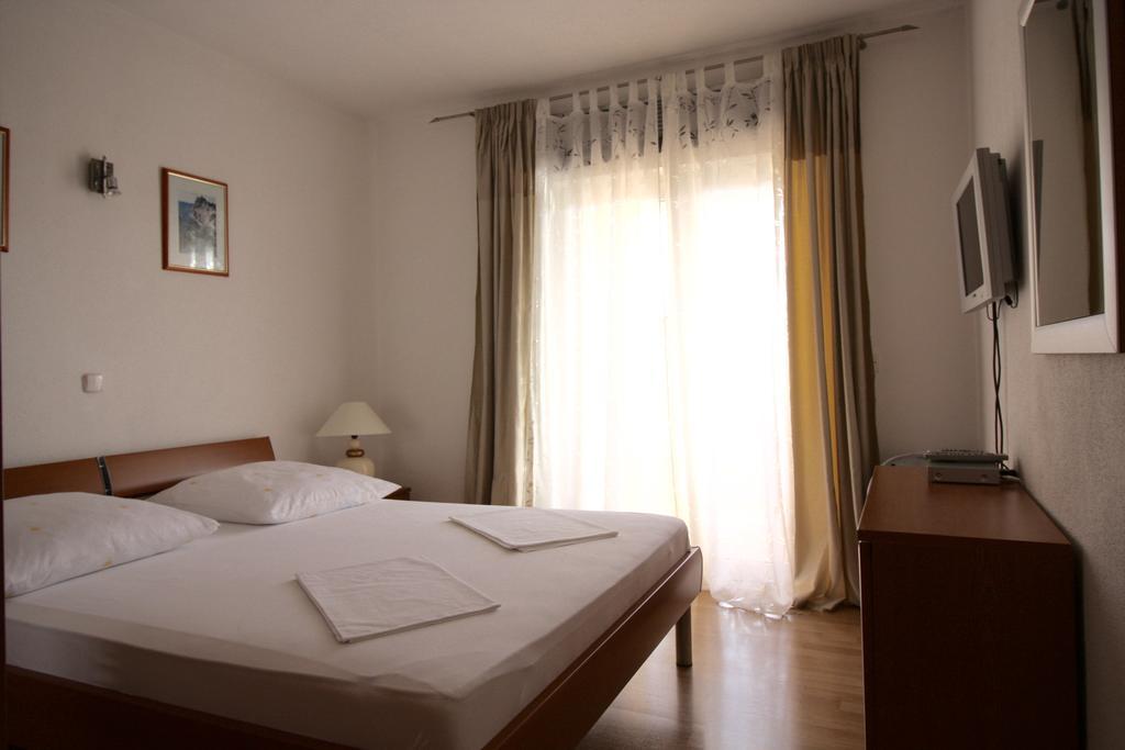 Apartment Dalmatien Traumhaus Makarska Exteriör bild