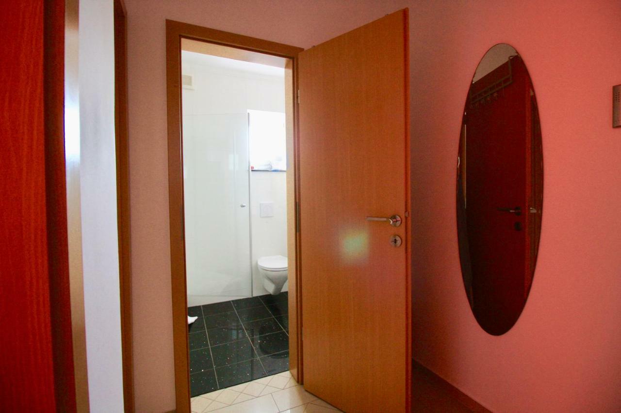 Apartment Dalmatien Traumhaus Makarska Exteriör bild