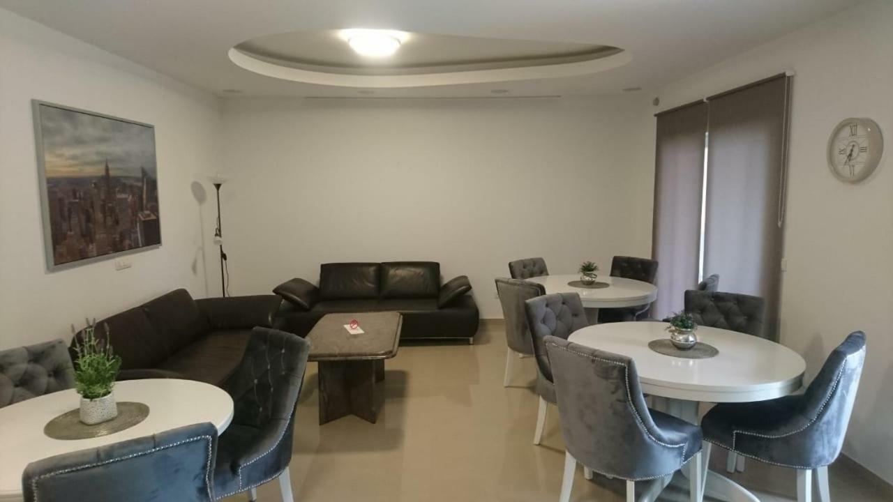 Apartment Dalmatien Traumhaus Makarska Exteriör bild