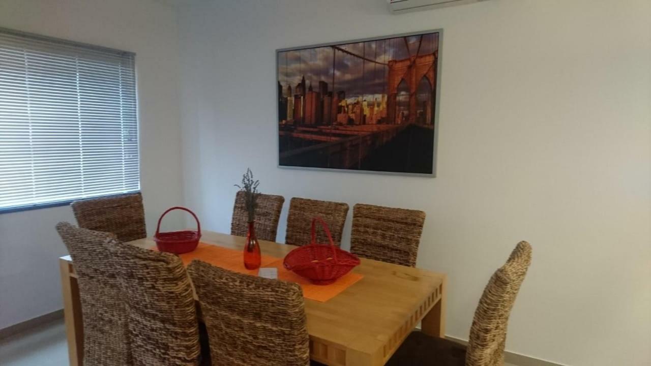Apartment Dalmatien Traumhaus Makarska Exteriör bild
